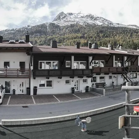 Mount Everest Apartman