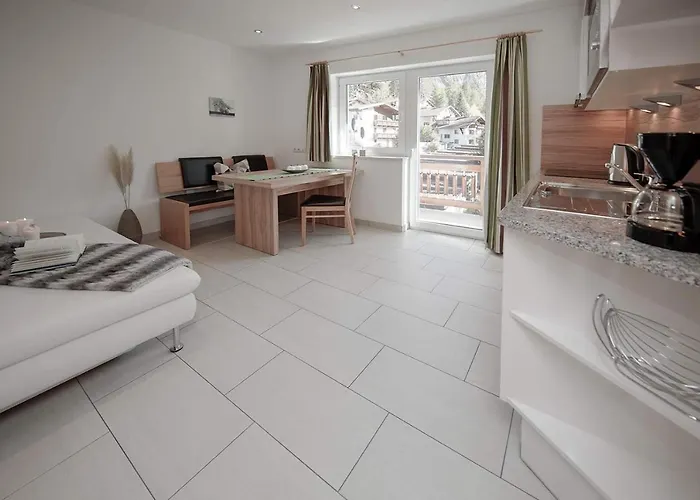 Mount Everest Apartman